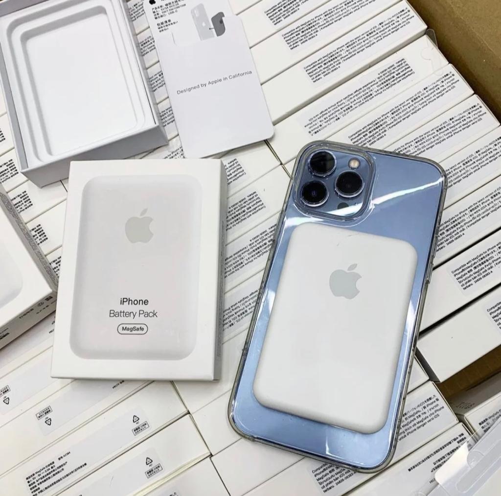 Apple Mag-safe Wireless Power Bank For Iphone 5000mAh 20W Fast Charging